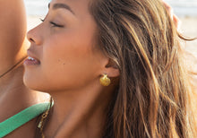 Load image into Gallery viewer, Beachy Studs