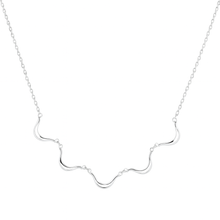 Load image into Gallery viewer, Wave Crest Necklace